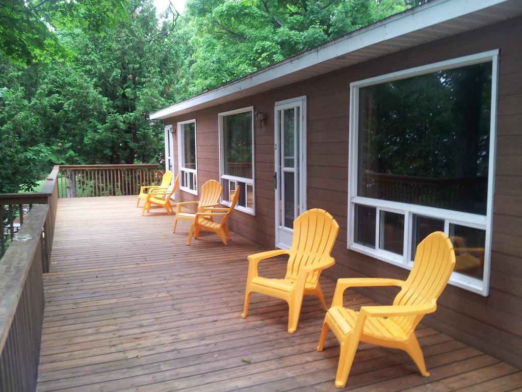 Red Lodge Resort Little Current Номер фото